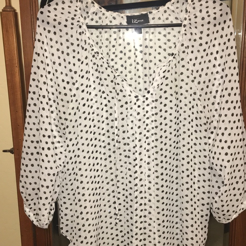 White black poka dots blouse